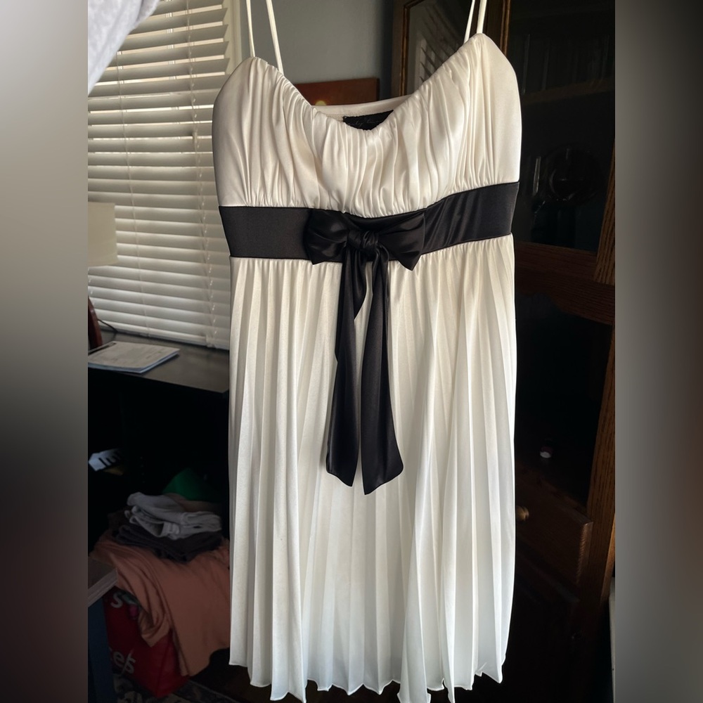 City Triangles white and black silk dress